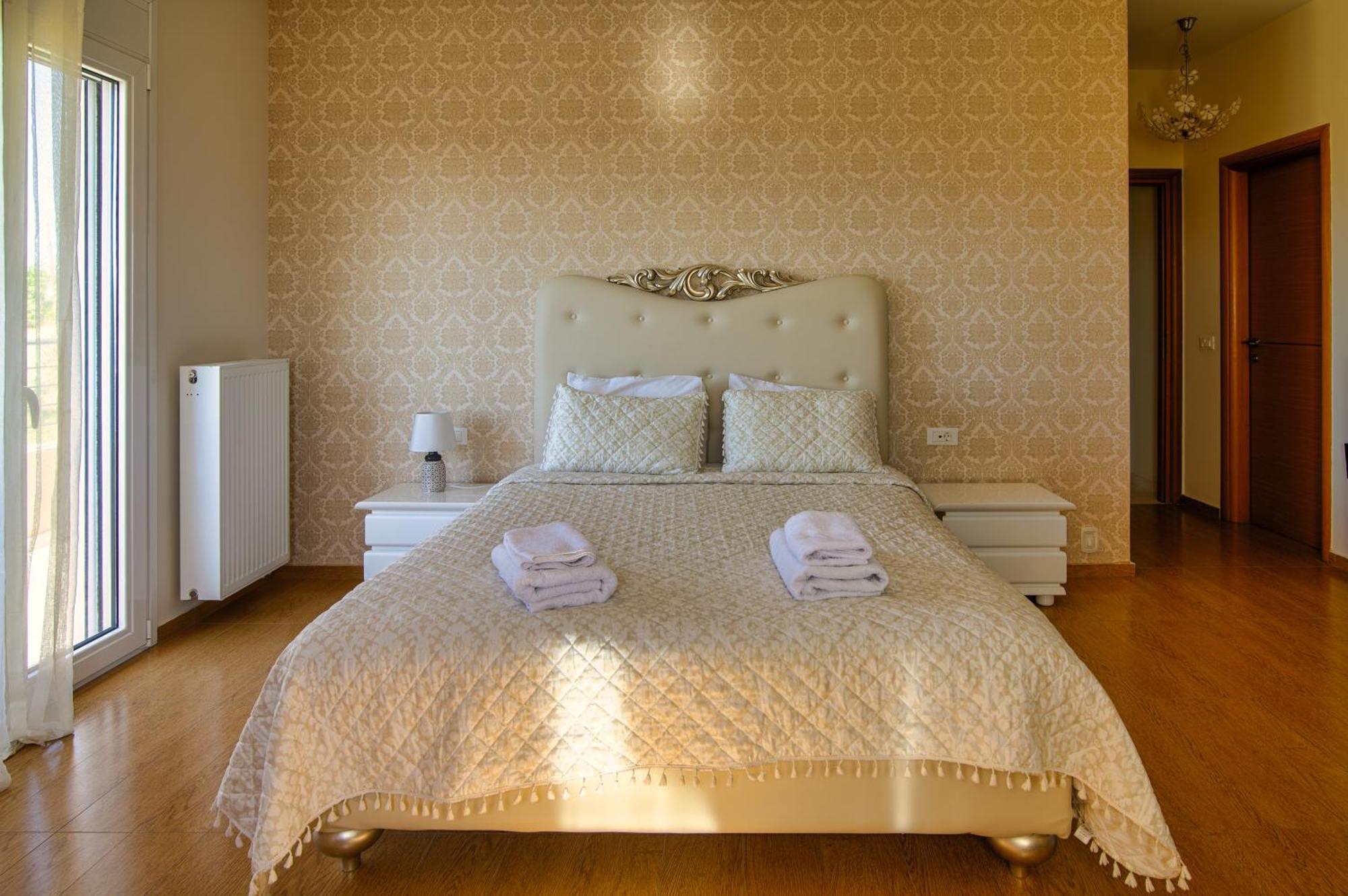 Blue Sky Villa In Crete Epano Vathia Εξωτερικό φωτογραφία